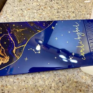 Carli Bybel X IL Makiage face palette